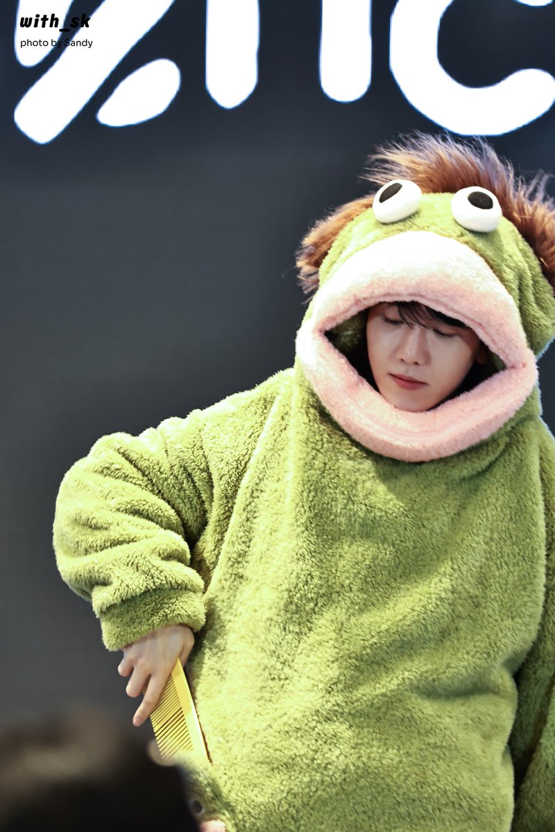 𝐰𝐢𝐭𝐡_𝐬𝐤 tweet media