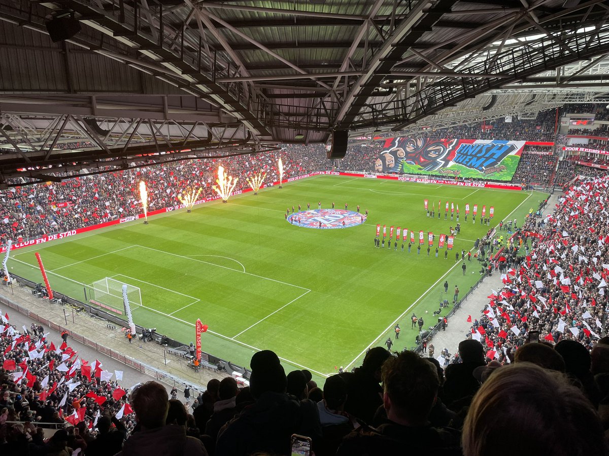 groundhoppermol's tweet photo. We’ve finished them🔴⚪️ https://t.co/Xcr4Gt0ZUJ