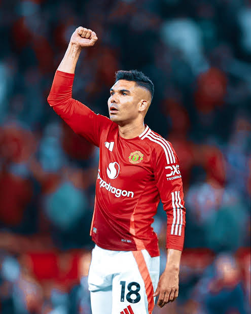 FPLGuru5's tweet photo. What a player 👏 
I am wondering how can we fill this big hole when Casemero leave by the end of the season. 
Sadly Ugarte is certainly not the answer. Who should we bring in?
#MUFC #ManchesterUnited https://t.co/lNiYWCDSJI