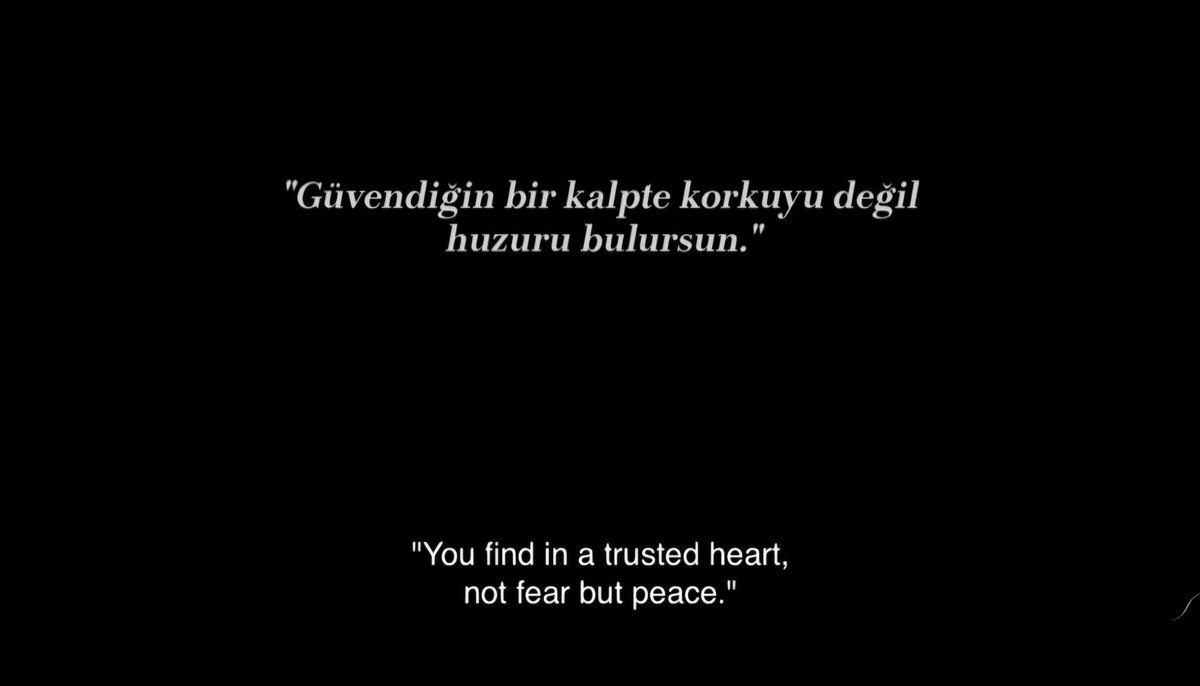 ela_michii's tweet photo. 🧵💭
"Two different ways of being afraid"
(Analysis Ep. 53-54)🌪❤️‍🩹

"You find in a trusted heart, not fear but peace"
The latest episode of Arafta opens with this sentence, serving as a psychological manifesto.

#Arafta • #MerTeş https://t.co/oDZd04zNKg