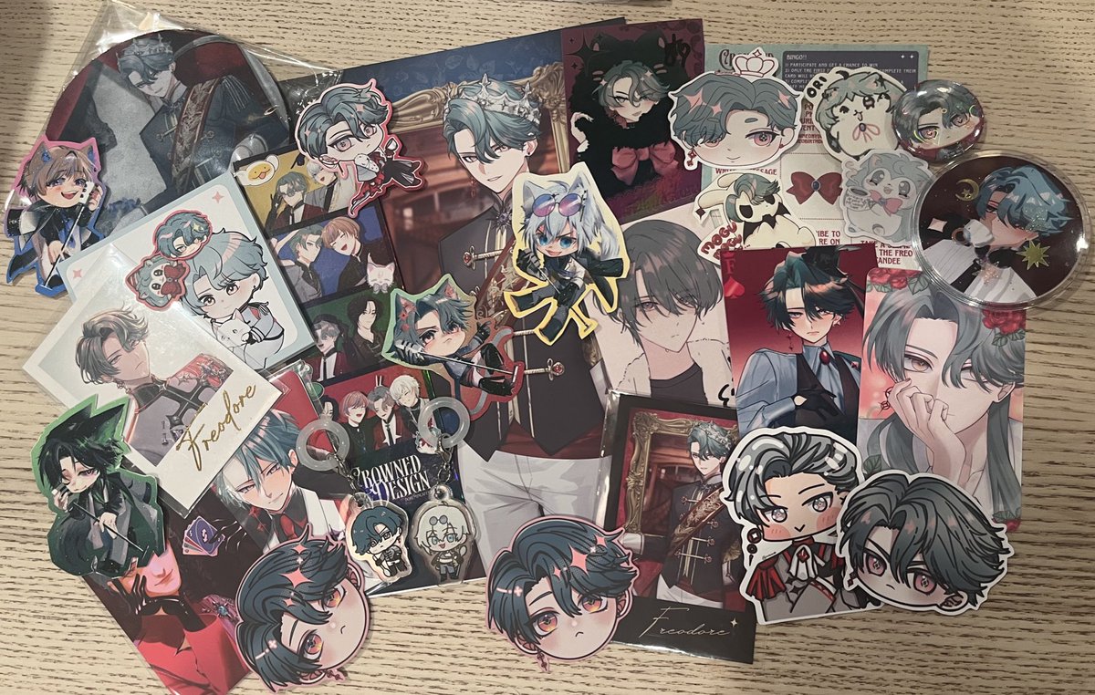 oritskr's tweet photo. thank u artist mins for indulging me asking for signatures >< https://t.co/7FObNp9Pmg