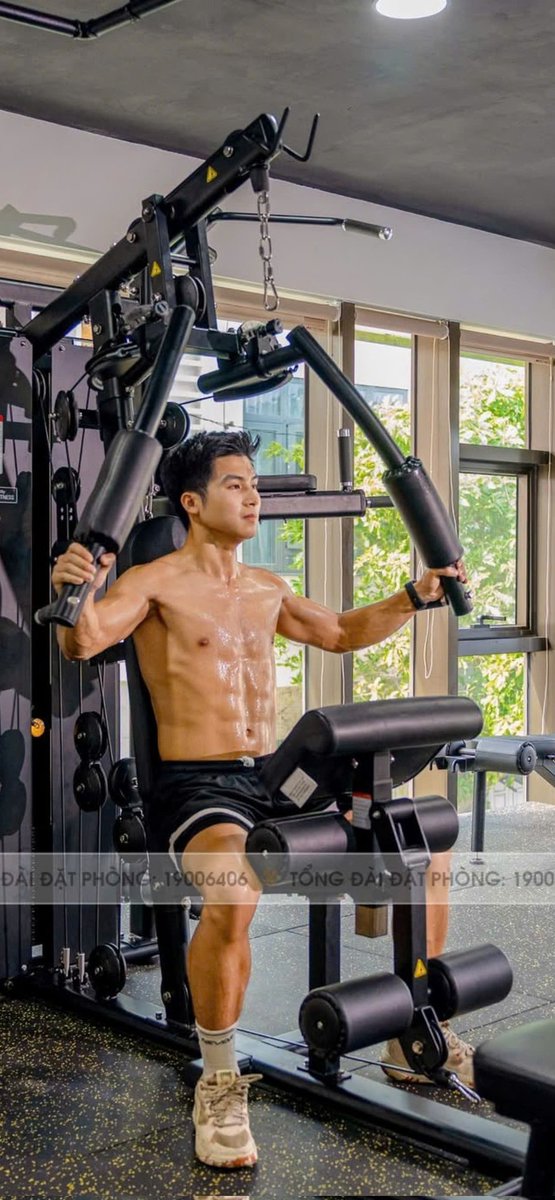 Muốn liem hết cai body rồi múp cái nú.m zu của ảnh quá đi thoi