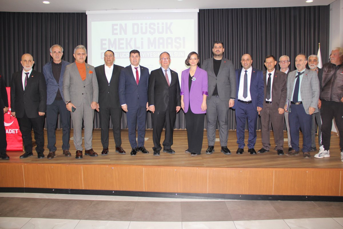 Kibar Mah. Belediye Hizmet Kompleksi'nde yapılan toplantıya; Antalya Milletvekilimiz Şerafettin Kılıç, Karabağlar Belediye Başkanı Helil Kınay, Genel İdare Kurulu Üyemiz Mustafa Erduran, Türkiye Emekliler Derneği Karabağlar Şube Başkanı Mehmet Yahşi, Ege Muşlu İş İnsanları ve