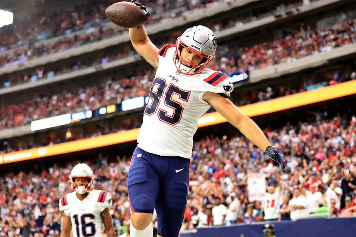 Could Hunter Henry be in for a big game on Super Bowl Sunday?

•Seattle was 29th in coverage vs tight ends in the regular season
•Under Mike McDonald the Seahawks run a heavy zone-based scheme 
•Henry has proven time and time again to be a great option against zone