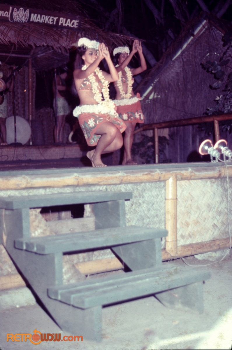 RetroWDW.com tweet media