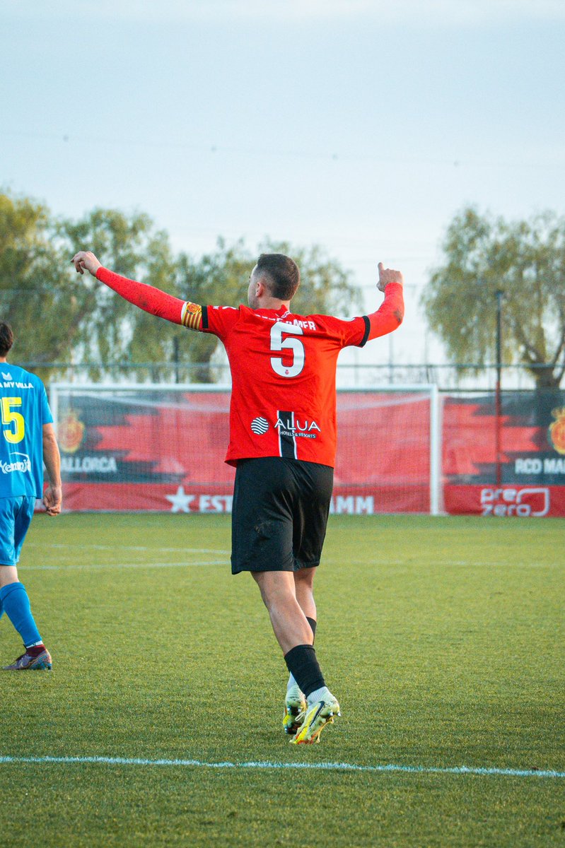 Molts de gols a la segona part ⬇️

47’. ⚽️ Richarson 

52’. ⚽️ Pere Amer

60’. ⚽️ Antonio Jesús 

#MallorcaB 3 - 2 #InterIbiza