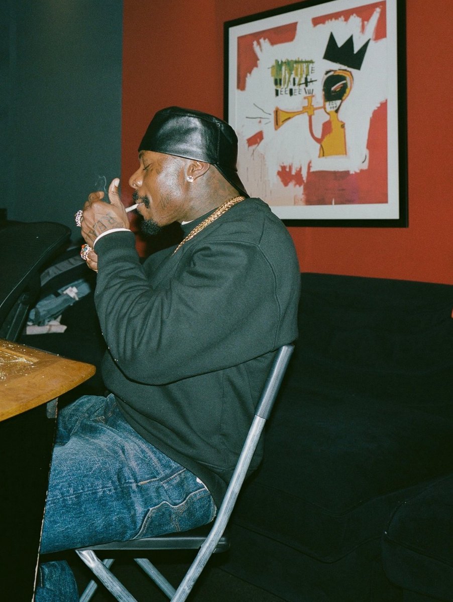 dem say giran matters, i tell am family biscuits.