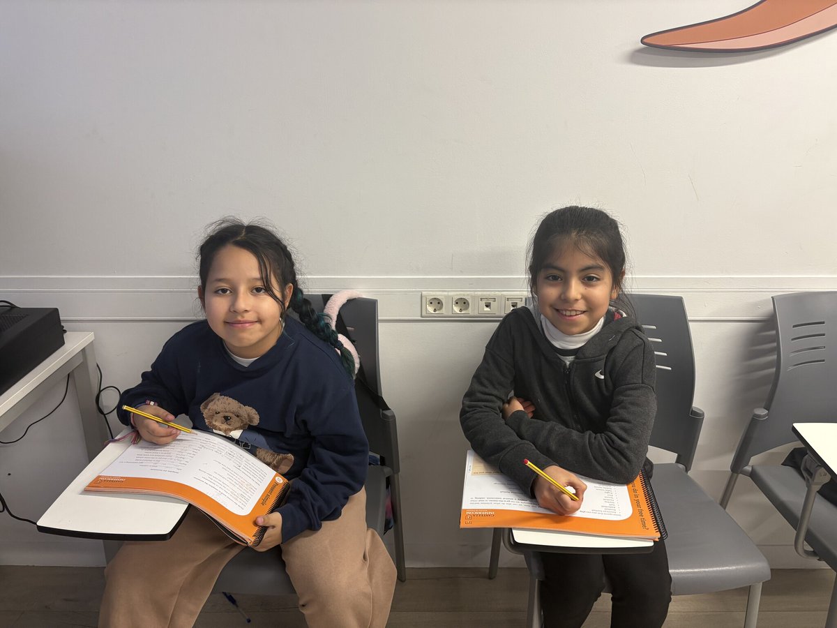 Immerscom's tweet photo. Aquesta setmana, els Kangaroo’s han descobert les daily routines… learning English the Castells Immerscom way! 🦘✨ https://t.co/JbTzyVauuJ