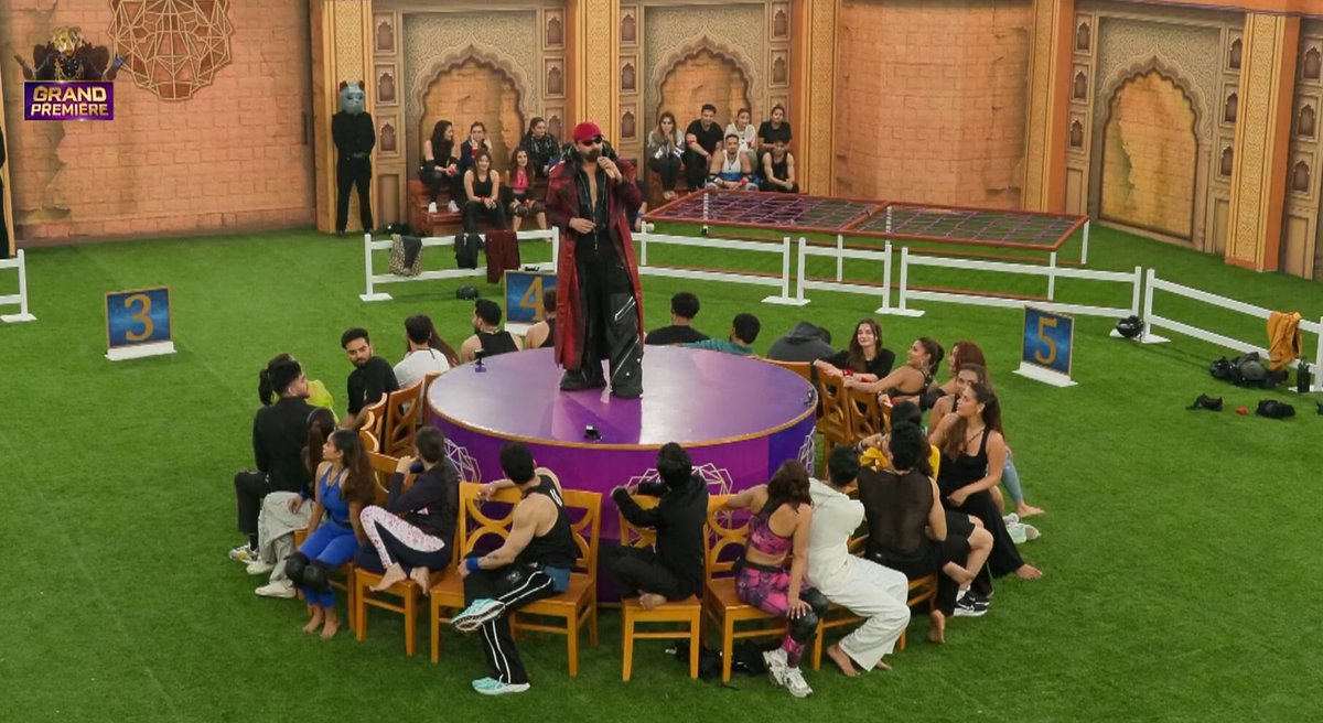 BiggBoss_Tak's tweet photo. How was the Grand Premiere episode of #The50? Which celebrity shined the most in 1st episode?

Share your thoughts in the comments. https://t.co/fHv7bAQcYU