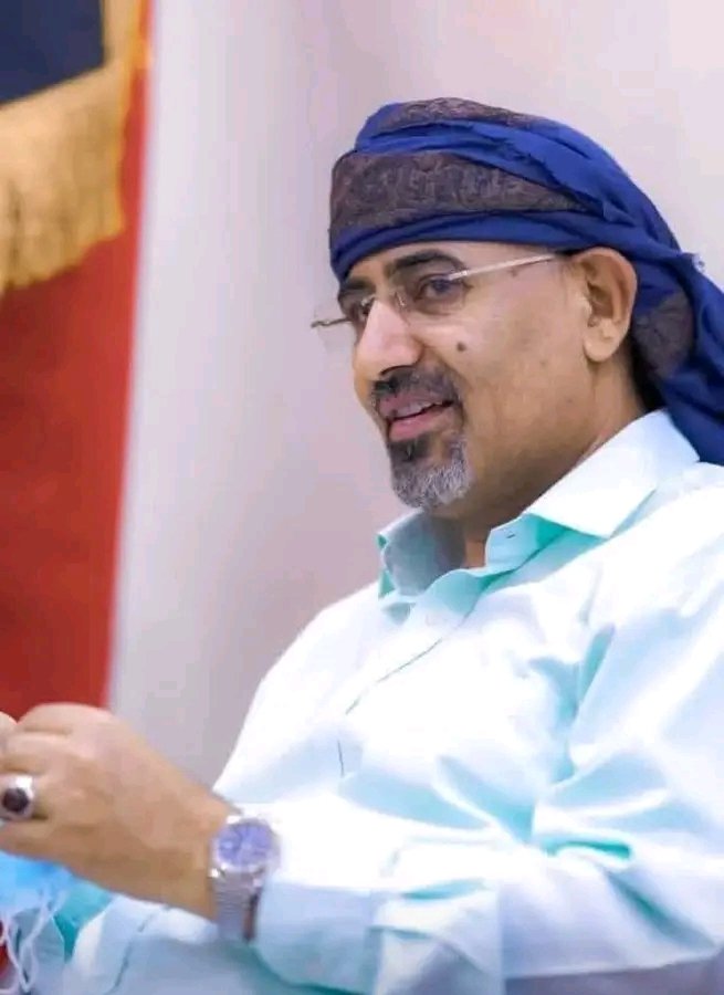 BintHadramout's tweet image. أول قلب من عندي ضخوا قلوب لسيادة الرئيس ❤️
واقهروا الخونة والمنبطحين، هناك شعب كامل خلف الزبيدي