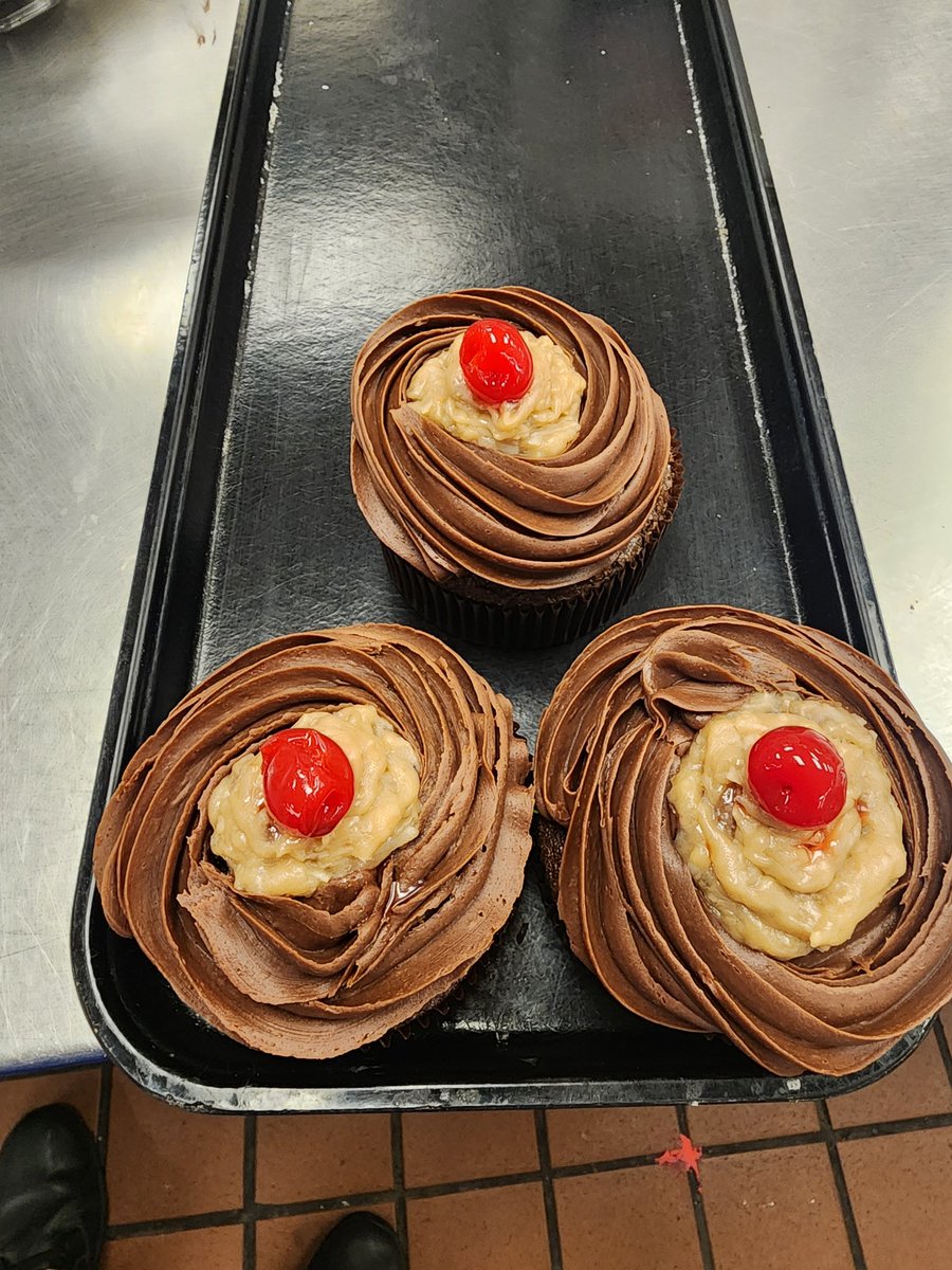 RhettDaFolfsune(Kit) 🔞 TFF2026 tweet media