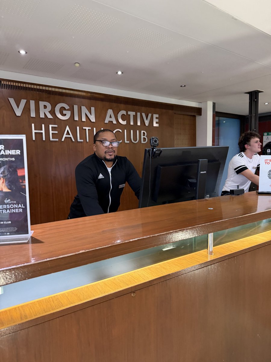 Melanie Berry tweet media