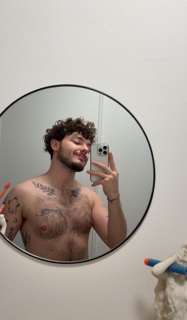 On lâche rien en février🔥 #LGBTQIAWelcomeFebruary