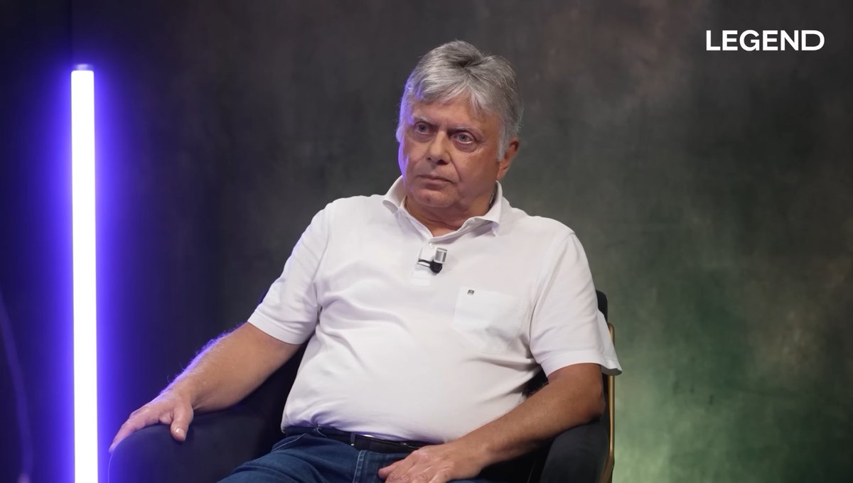 Depuis qu’on a les dossiers Epstein, je repense a ce mec qui disait que la terre c’est une kippa et je me dis que finalement …