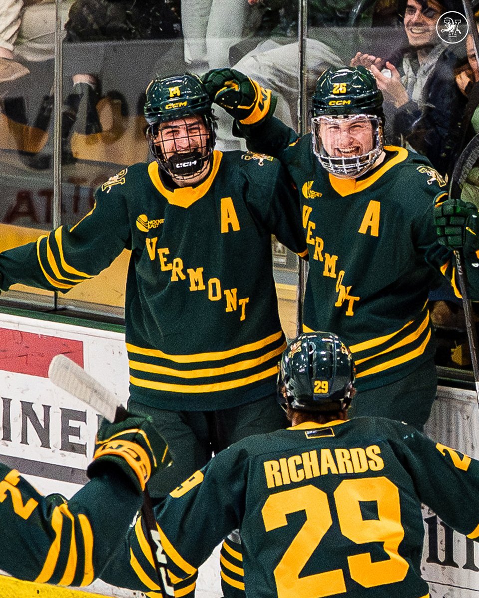UVM Men's Hockey tweet media