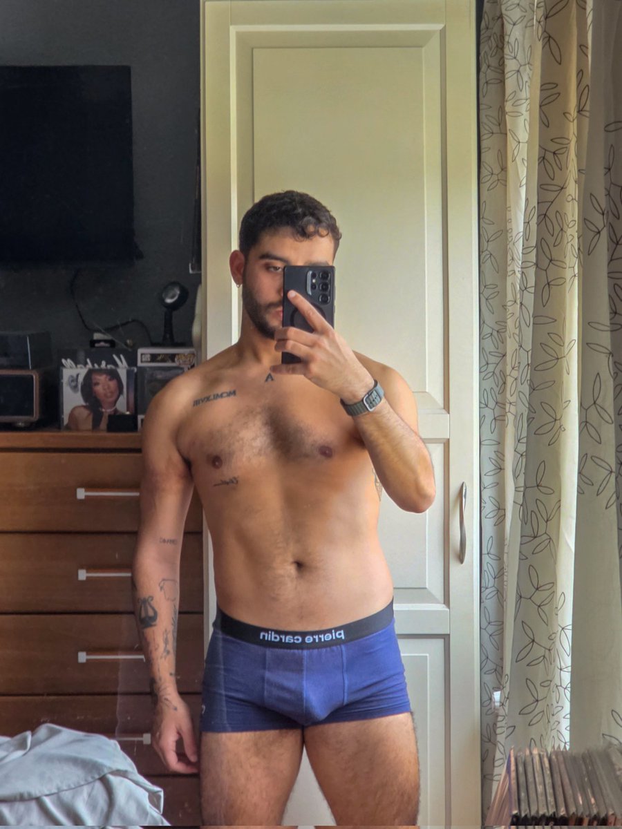 Dαvy Ω tweet media