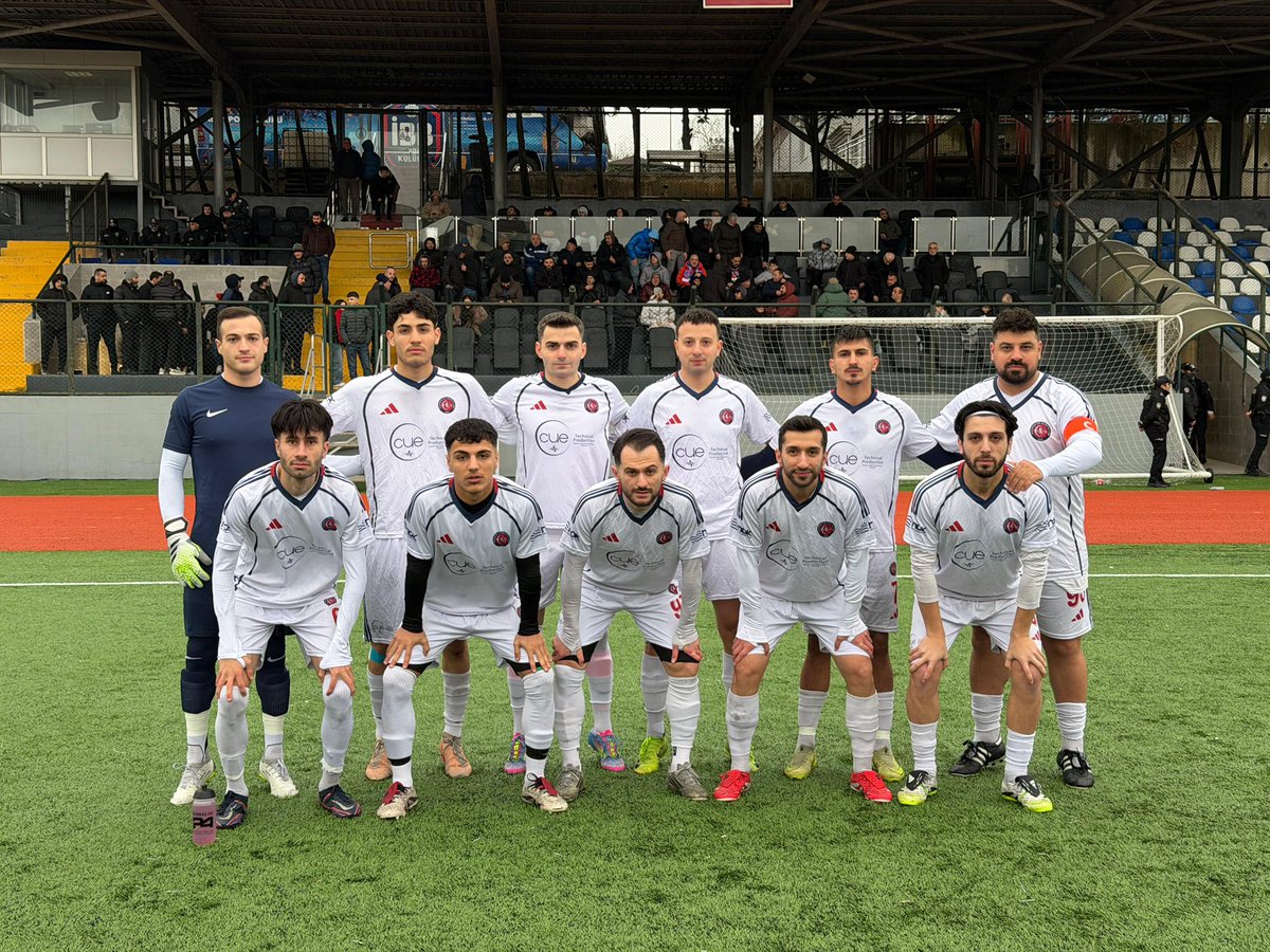 karaahmet_sefer's tweet photo. Gururluyuz. 🏆 

TFF 1. Amatör Lig 7. Grup’ta mücadele ederek Süper Amatör Lig’e yükselen Kulaksız Ok Spor Kulübü’nün teknik heyetini ve sporcularını yürekten kutluyorum. https://t.co/M9K4CHWTpW