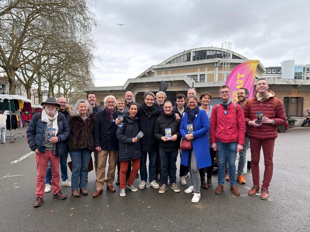 Très belle session à #Talensac ce matin! Nombreux derrière <a href="/Foulques44/">Foulques Chombart de Lauwe</a> aux côtés de <a href="/sarahelhairy/">Sarah EL HAÏRY</a> et <a href="/valerie_oppelt/">Valérie Oppelt</a> !
#chombart2026 #municipales2026 #nantes2026 #nantes