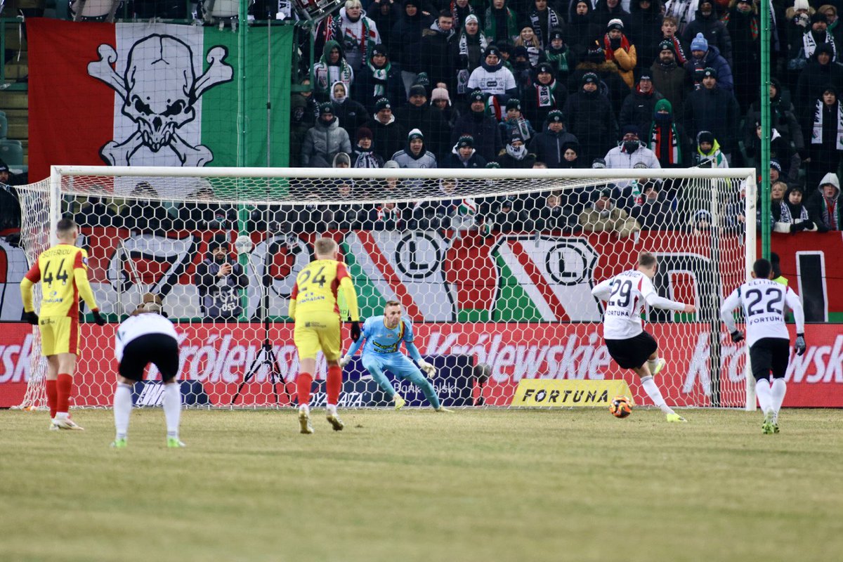 Mateusz Czarnecki tweet media