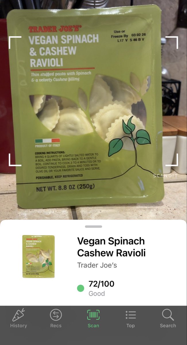 This is a delicious pairing when you want something fast and delicious! And it is Yuka-approved — which is a bonus! 🥕

What is you go-to quick meal option?

#traderjoes #yuka #Vegan