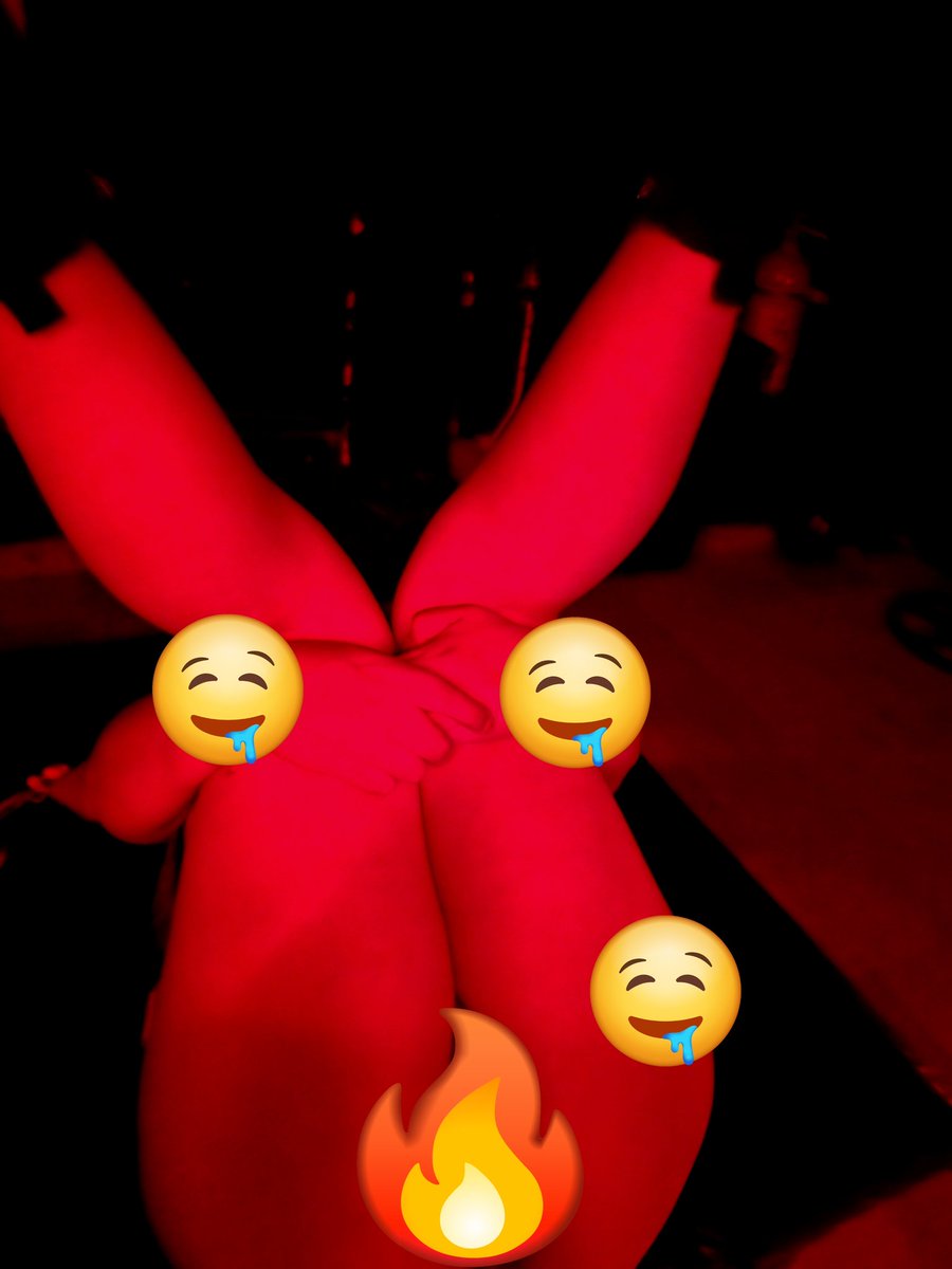 Vivian y Navi, 30 y 35 años, ella bi de la cdmx tweet media