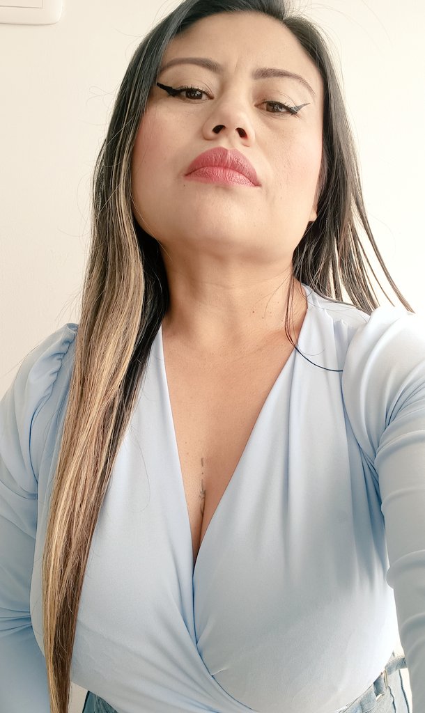 HBD to me,
Bienvenidos los 35
#FelizCumpleaños 
#35 
#Felicidad 
#Hbd