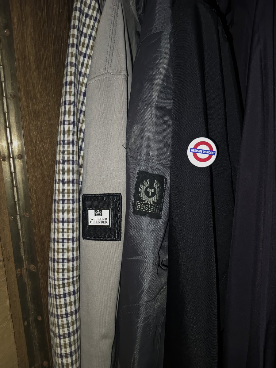 Piquwww's tweet image. #aquascutum #belstaff #weekendoffender