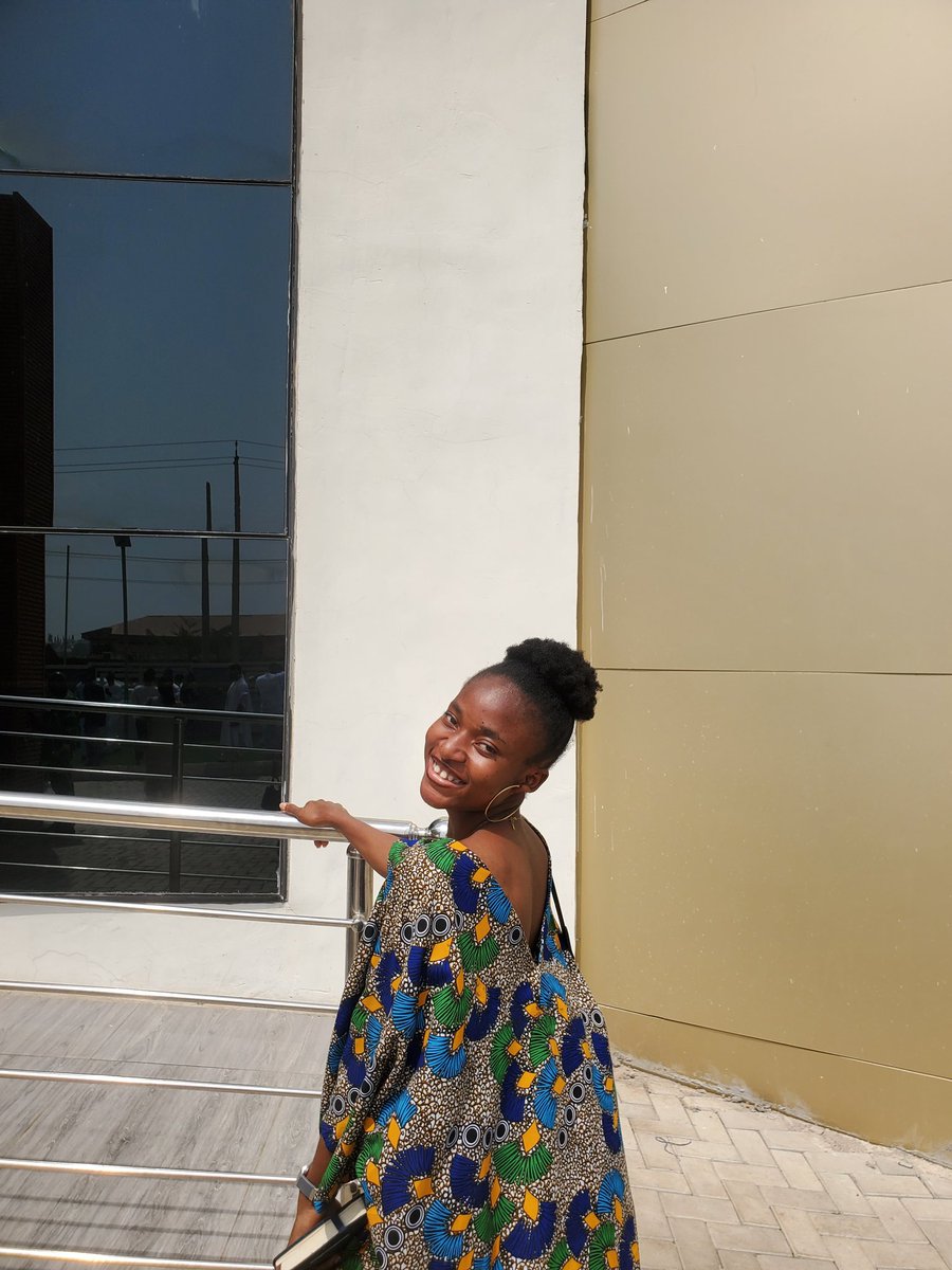 Esther160916863's tweet photo. Happy new month guys.
I don't want to post this picture because I know I don't use to have views but anyways I will post it sha hoping for the best.
I will not give up, I will keep showing up. https://t.co/IbOd4CWXSq