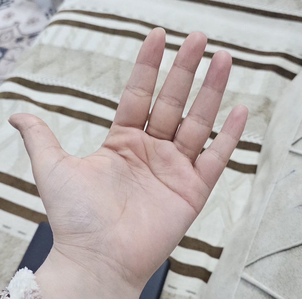 soggysaint's tweet image. #shortfingers #representationmatters #stopthehate