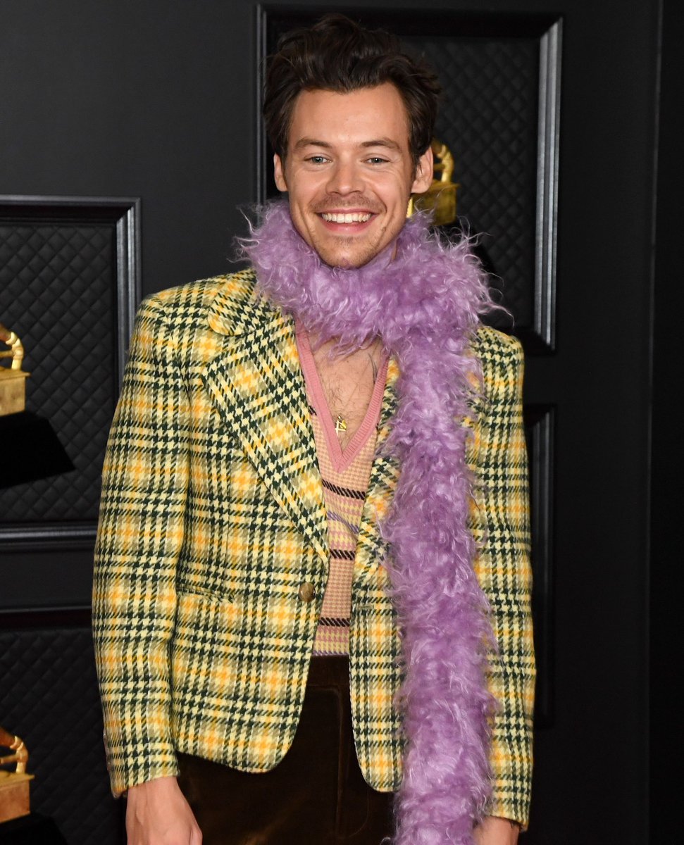 iHeartRadio's tweet photo. Today felt like a good day to post some of my favorite @Harry_Styles #GRAMMYs pics 🤭💖 HBD!!!

🎧: https://t.co/ABiWnB17Jc https://t.co/4wwqRMjnY8