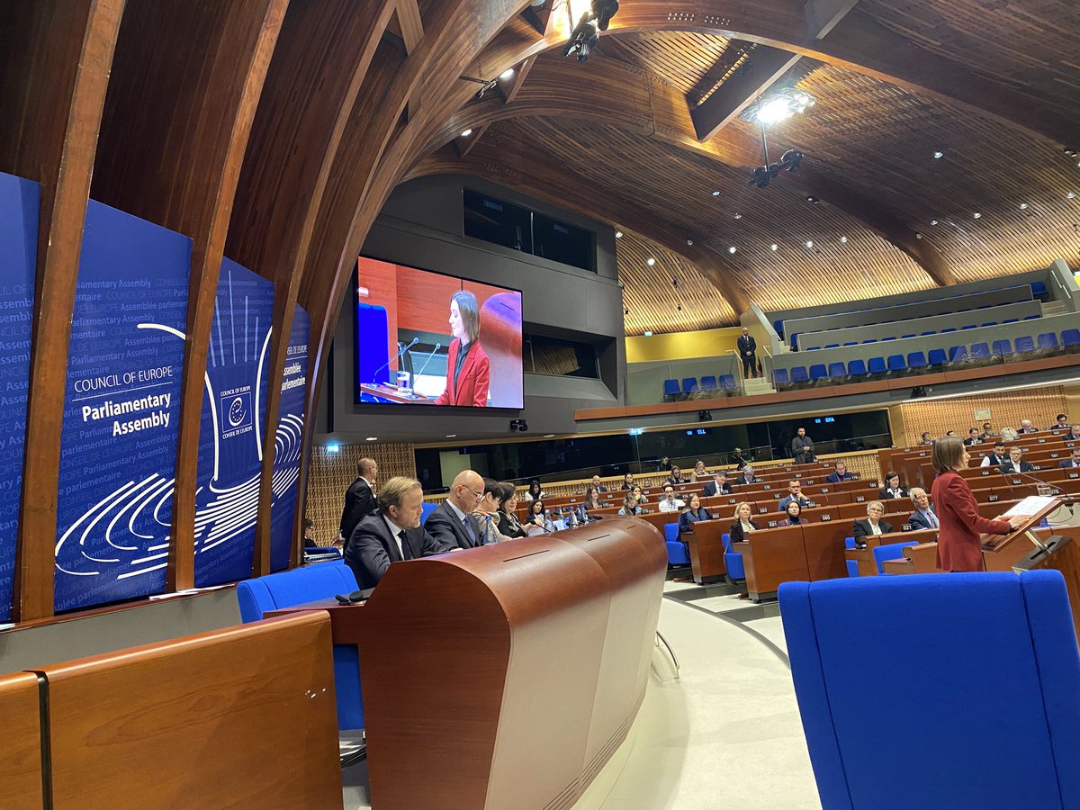 Olga Algayerova tweet media