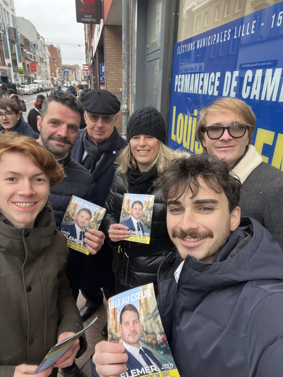 AvecDelemer's tweet photo. 💬 Comme tous les dimanches, l’équipe de @LilleAuCoeur, mobilisée autour de @DelemerLouis, à #Fives, au #VieuxLille, et à #Wazemmes ! 👊
Venez à notre rencontre ↩️ https://t.co/afSfWlpRIg
#LesJeunesAvecLouis #Lille https://t.co/sPWnuHhsKS