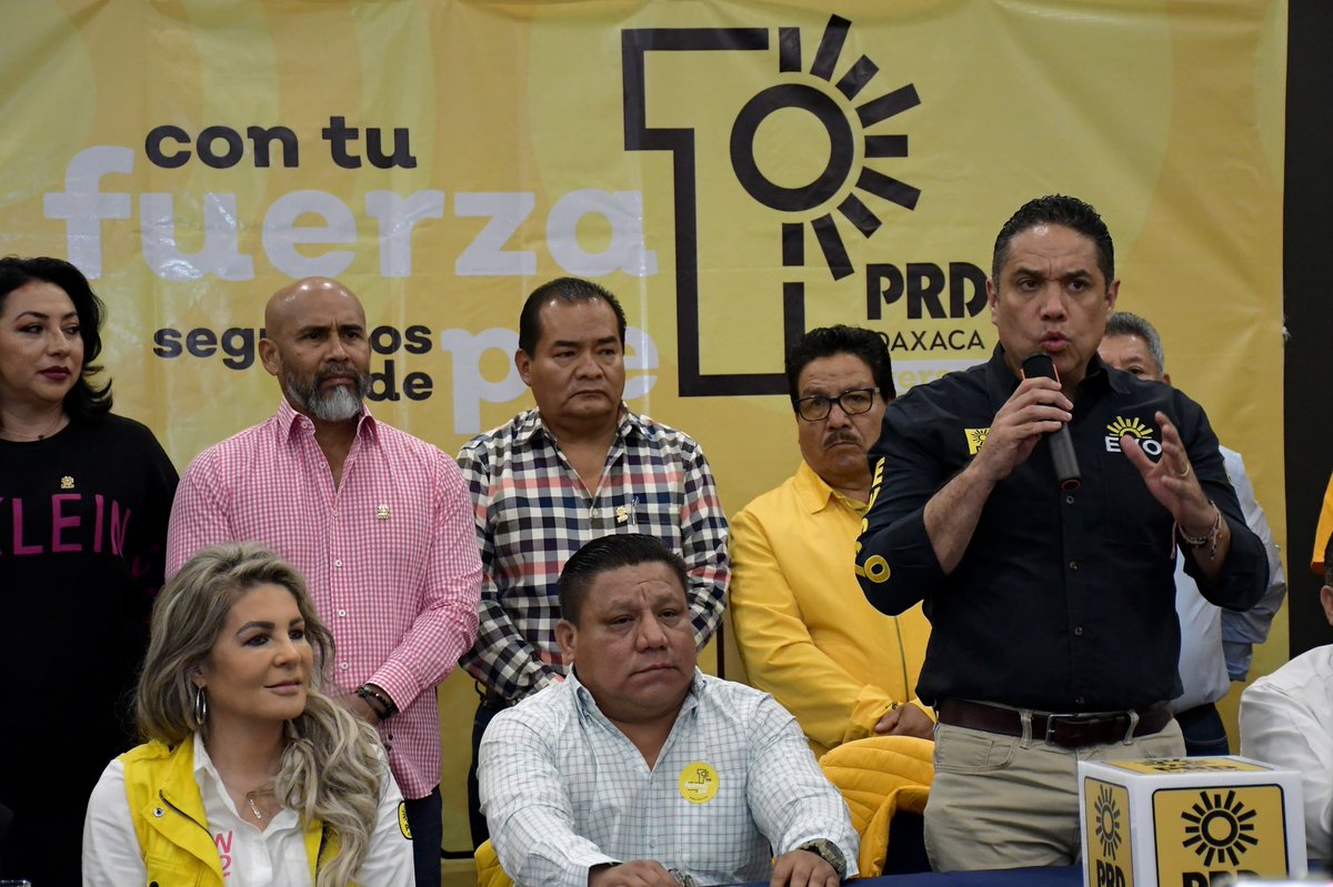 Conferencia de Prensa| Primer Aniversario PRD Oaxaca ☀️ 

¡Por un nuevo comienzo!