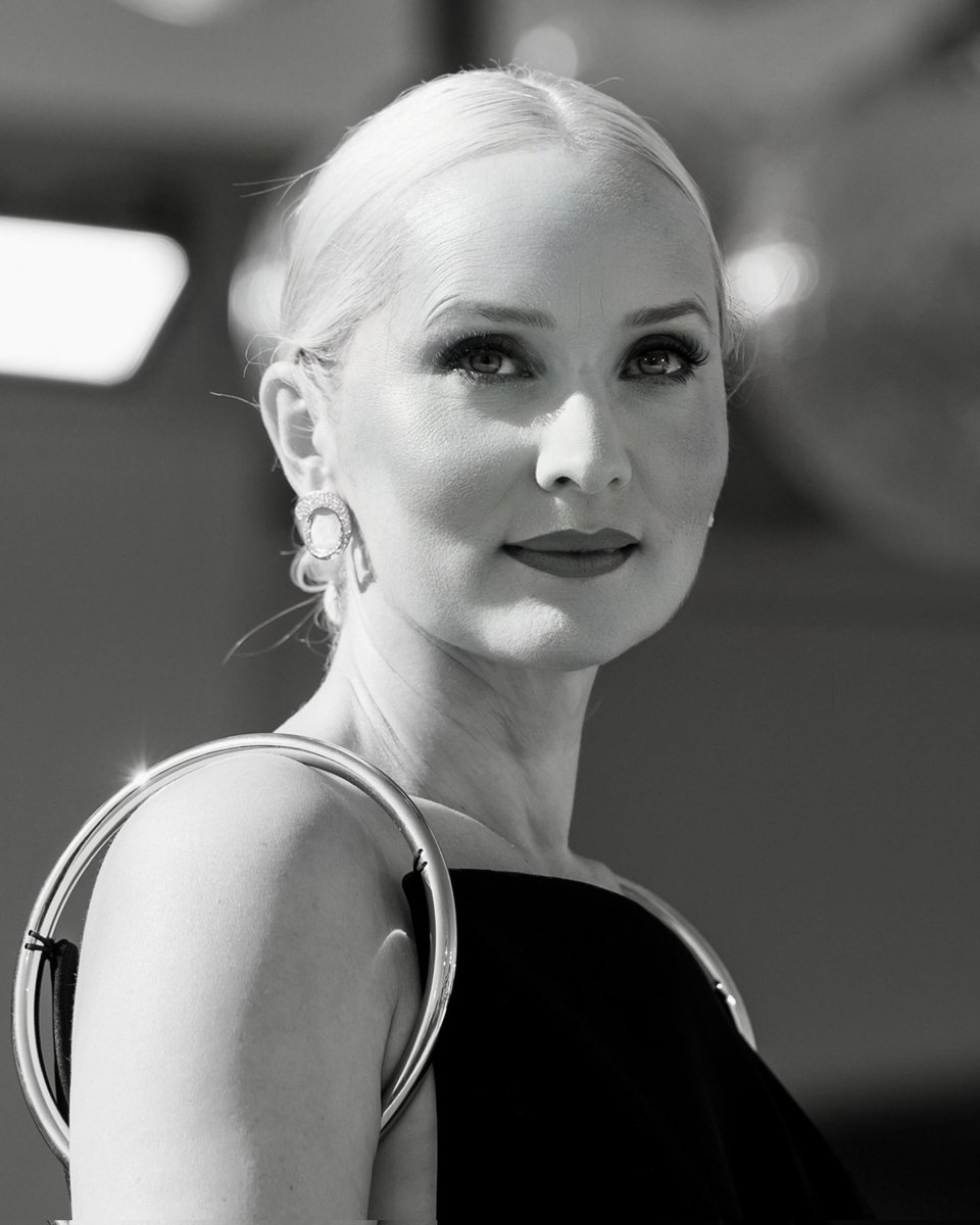 Queer Lion tweet media