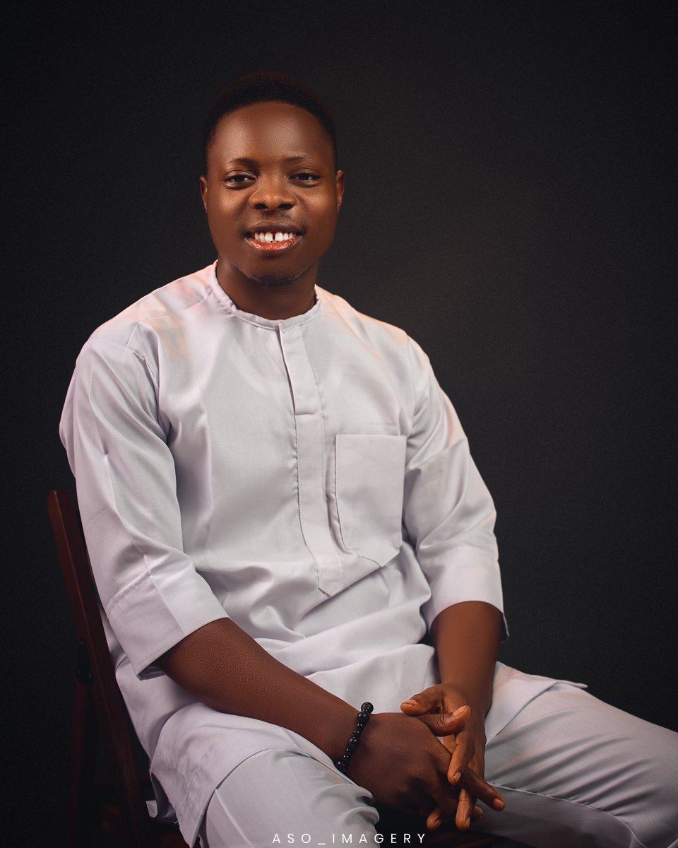 SteveAyodeji2's tweet photo. New Age!
New Strength!
Happy birthday to me! https://t.co/OxVtFx0DPb