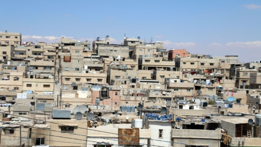 مجلس الوزراء يوافق على الحلول المتعلقة بالأراضي المقام عليها مخيمات والعائدة ملكيتها لمواطنين 