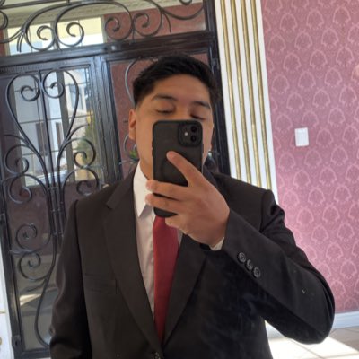 Dniel502's tweet photo. #NuevaFotoDePerfil https://t.co/0eVamoKpiO