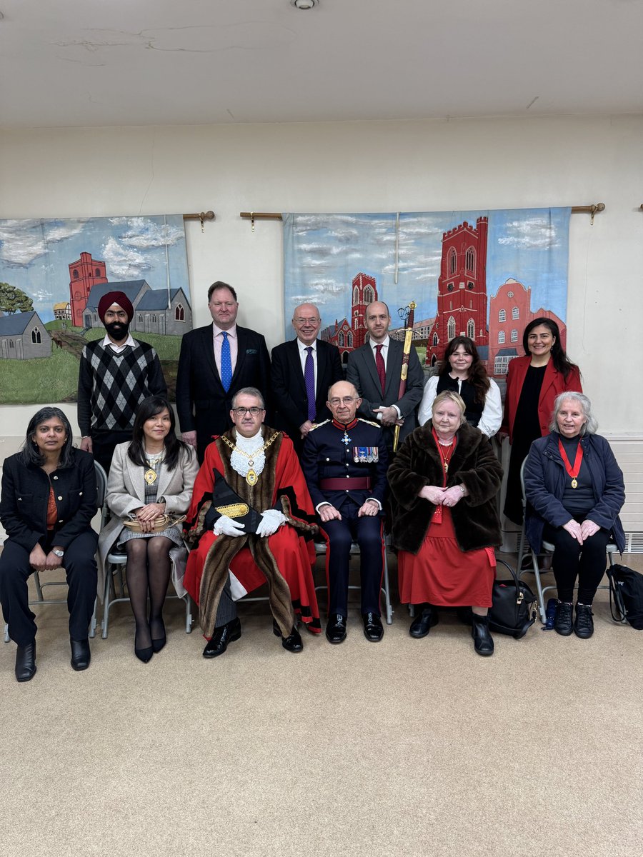 RupaHuq's tweet image. Annual Civic Service at St Mary's Church in #Acton today included the Crayle Sermon.  

Good to be there with  @MayorofEaling and civic dignitaries