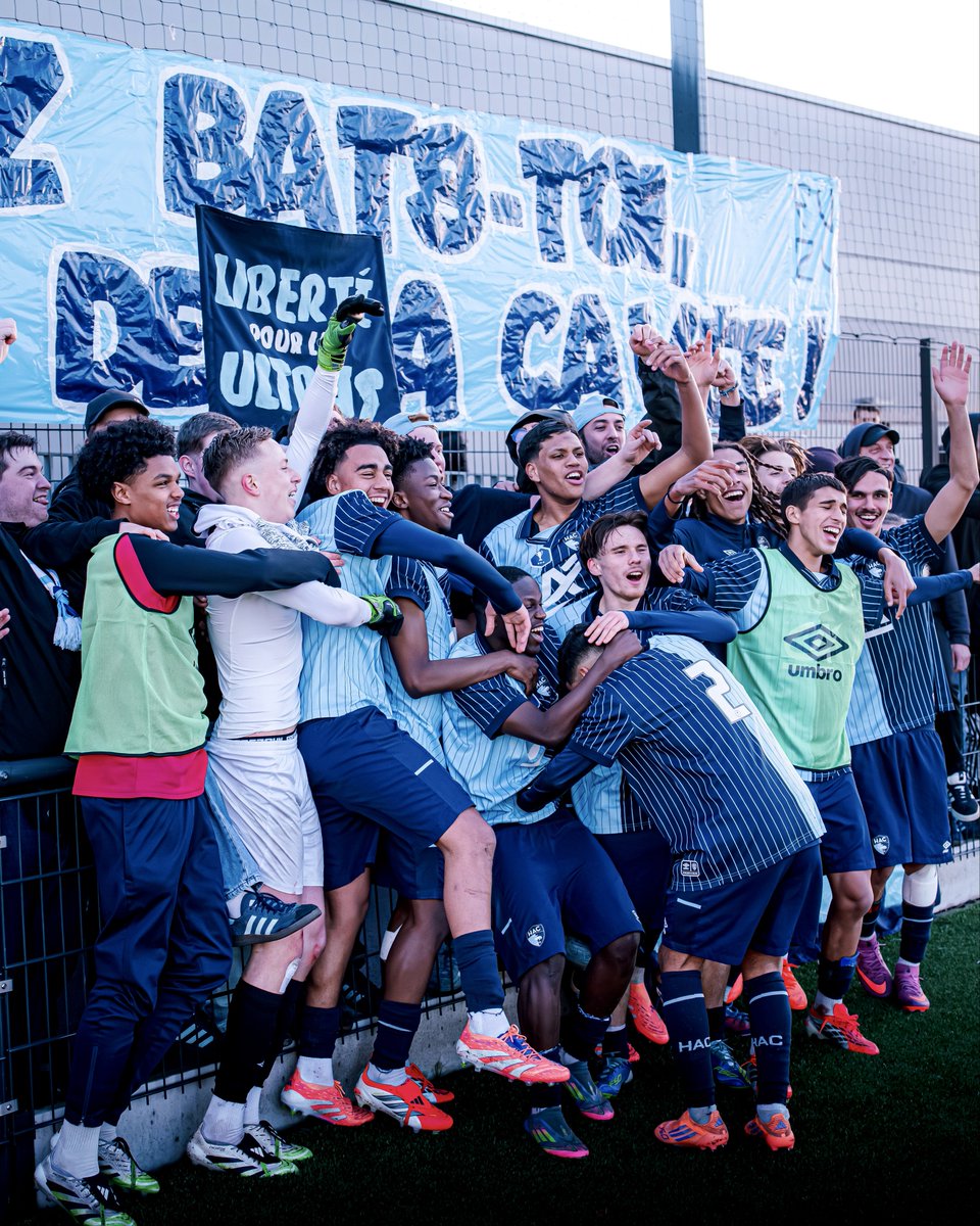 🏆🔜 Direction les 8es !

Nos bézots s’imposent aux tirs au but face à l’USSA Vertou et se qualifient pour les 8es de finale de la Coupe Gambardella. ✅