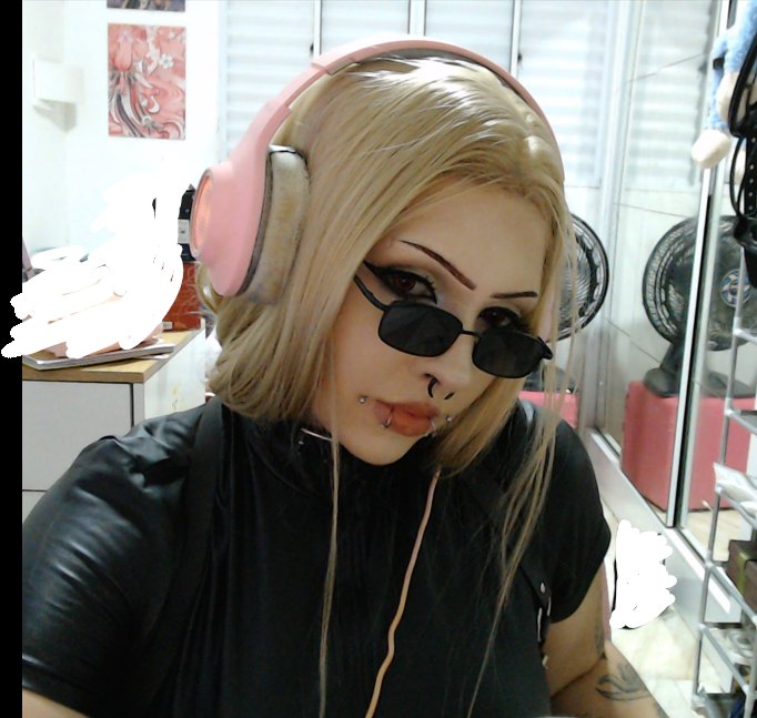 yunie (wesker's wife) tweet media