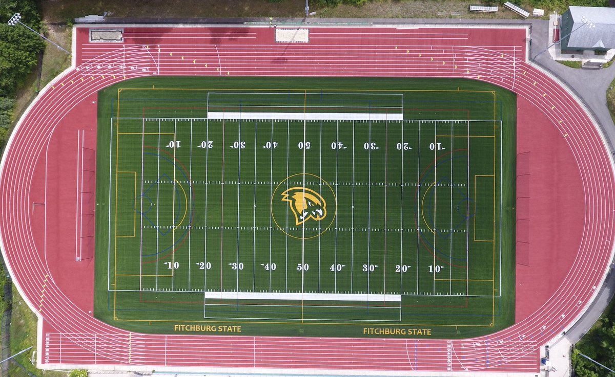 IsaiahHard2048's tweet photo. After a great night with @FSUFalconsFB and @CoachIz_Abraham I am blessed to receive my first offer from Fitchburg can’t wait to get back on campus love the atmosphere and energy https://t.co/bIybvhSoKO