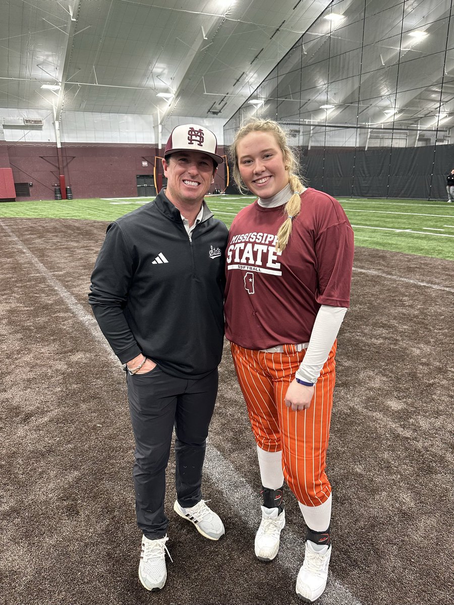 I had a great time this weekend in STARKVEGAS! Thank you to all the players and coaches that made this trip awesome. Hail State! 
<a href="/Coach_Ricketts/">Samantha Ricketts</a> <a href="/CoachZacShaw/">Zac Shaw</a> <a href="/tarynemckinney/">Taryne Mowatt-McKinney</a> <a href="/MrCoachTbratt/">Tyler Bratton, M.S.</a>