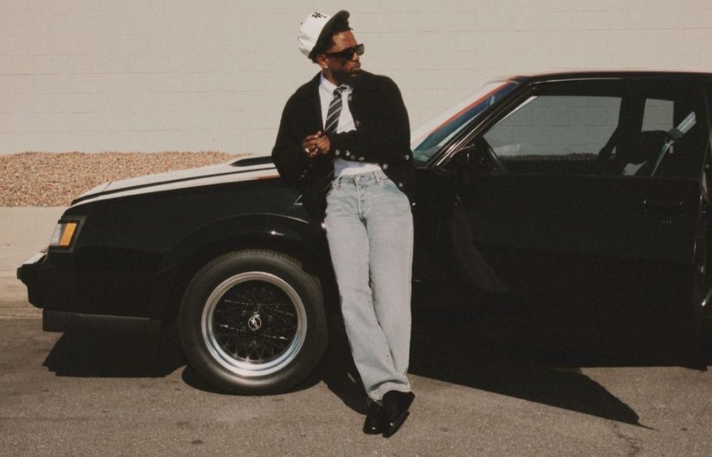 the_elyphant's tweet image. Kendrick Lamar might tie or break the record for the most wins in one night in history, if he wins 8 of his nominations.

A Record that is currently held by Michael Jackson and Santana. They have 8 each. 
#GRAMMYs