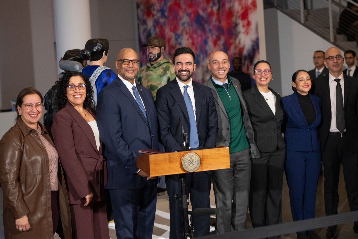 NYCMayor's tweet image. Yesterday, I made historic appointments who will lead key agencies and create a city where everyone can thrive.

I appointed Stanley Richards as Commissioner of @CorrectionNYC. Decades after he served time in our city’s jails, Commissioner Richards will now be the first…