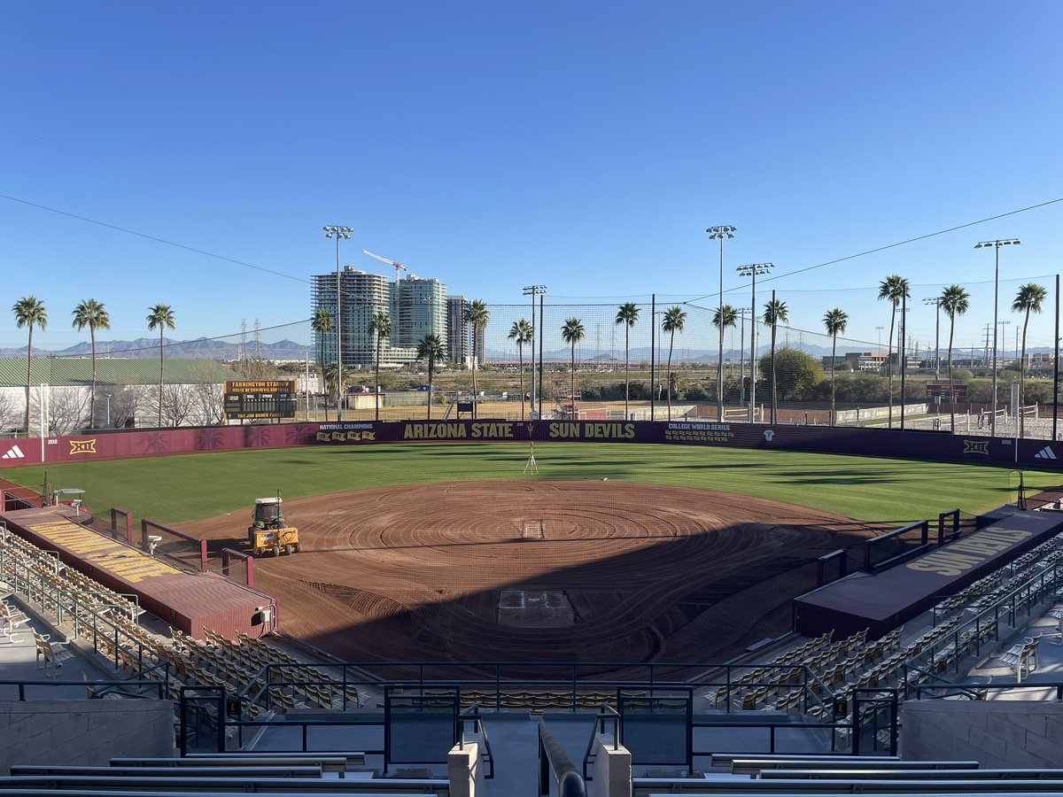 ASU Grounds Crew tweet media
