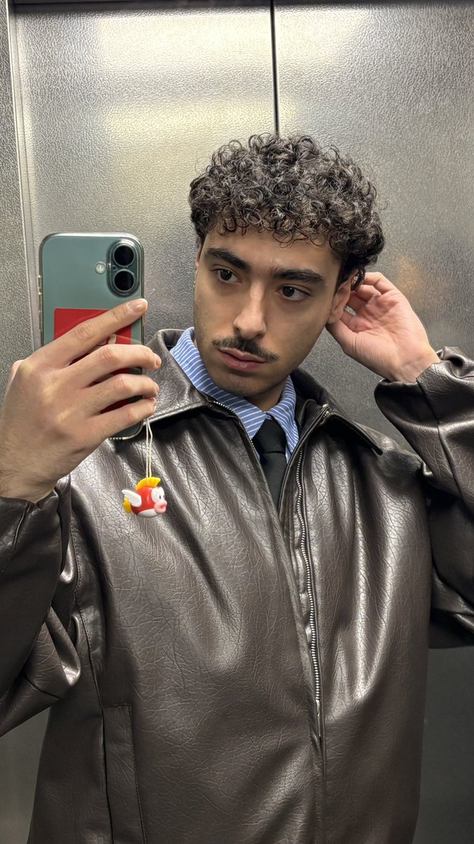 LuK 🦖 tweet media