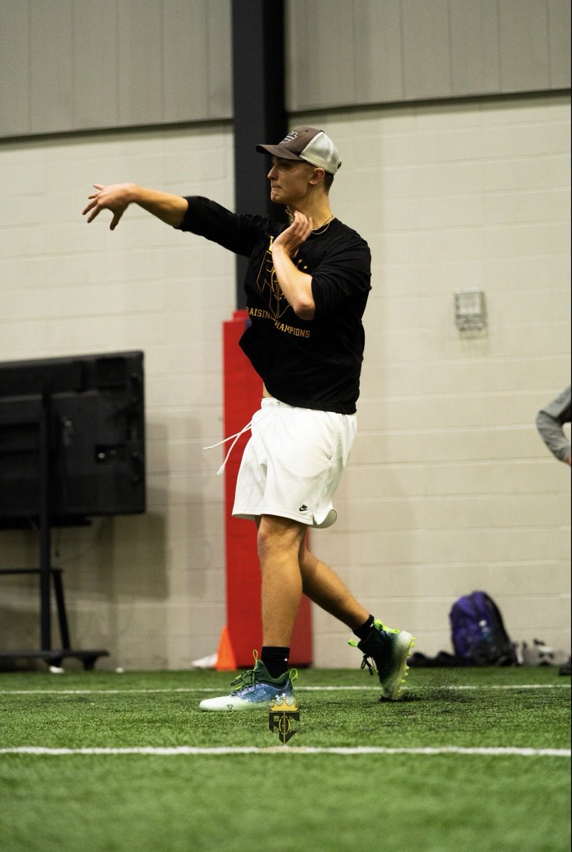 CarsonLewis2027QB tweet media