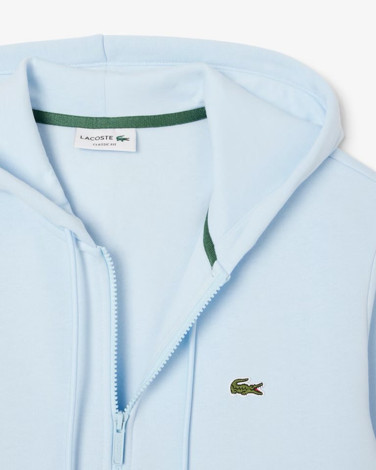 LinkDeal_'s tweet photo. Trop important d’avoir un sweat à capuche zippé et le Lacoste dans ce coloris qui passe à 90€ au lieu de 150€ c’est parfait 

Lien : https://t.co/lZwXChGTJf https://t.co/m1dbdqECvF