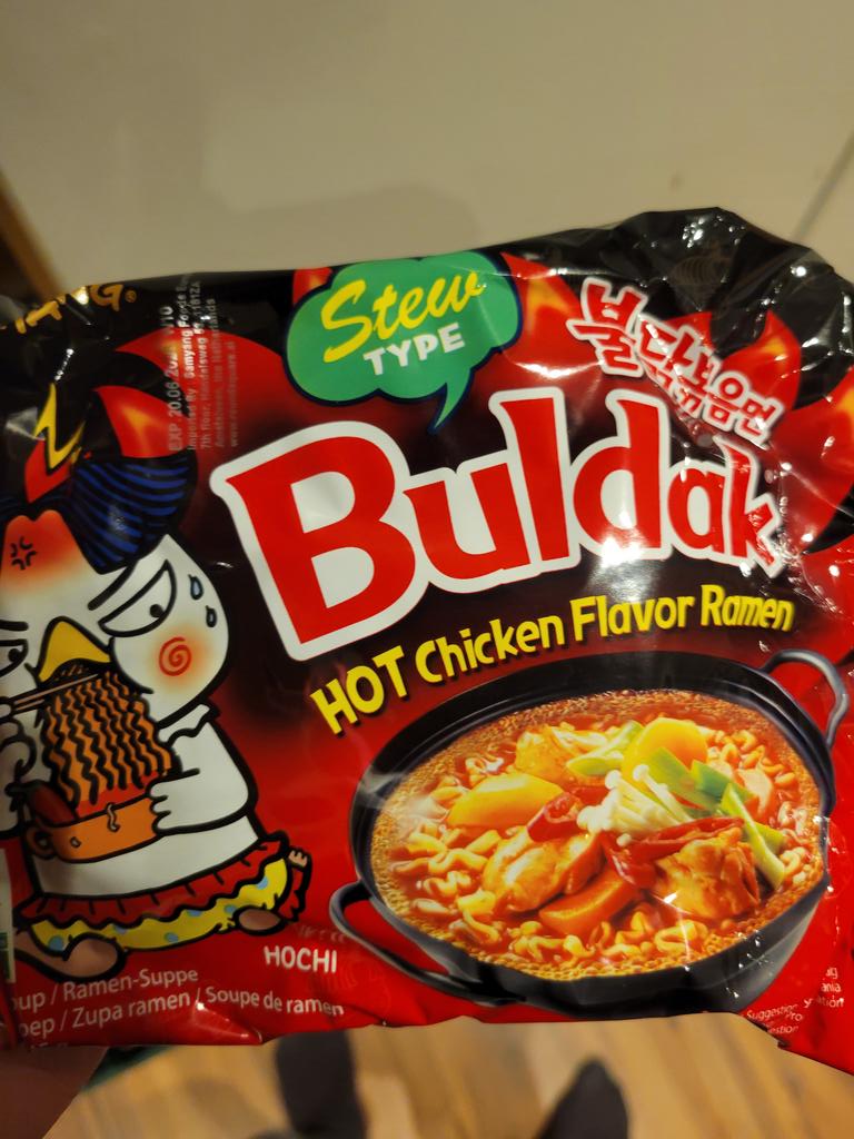 OnlyLegs tweet media