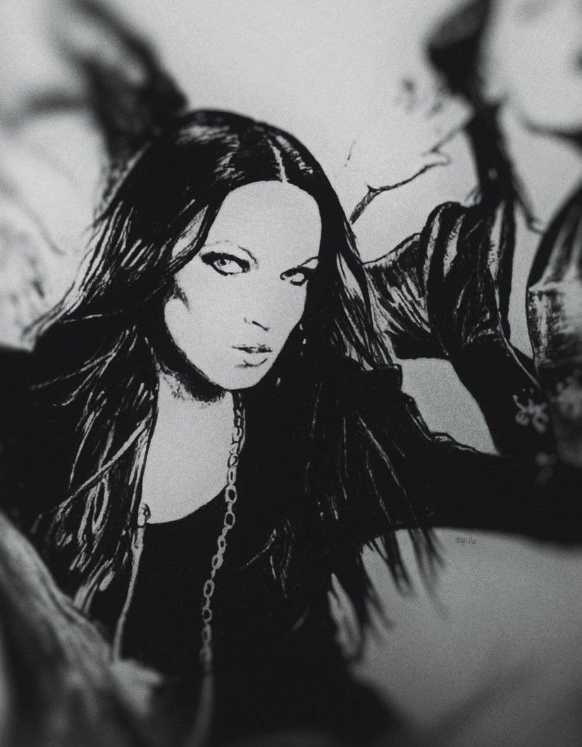 Detail of what I think is my biggest drawing project about <a href="/tarjaofficial/">Tarja Turunen</a> 🖤 See you in a few days, Queen!